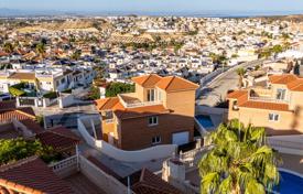 4غرفة ویلا  199 متر مربع Ciudad Quesada, اسپانیا. 499,000 €