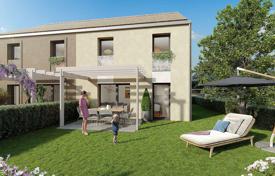 New residential complex with apartments and villas Ile-de-France, فرانسه. 303,000 € از