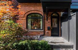  دو خانه بهم متصل – Old Toronto, تورنتو, انتاریو,  کانادا. C$2,506,000