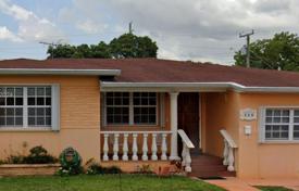 2غرفة خانه  159 متر مربع Hialeah, ایالات متحده آمریکا. $620,000