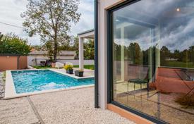 3غرفة خانه  110 متر مربع Svetvinčenat, کرواسی. 498,000 €