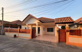 3غرفة خانه  287 متر مربع Chonburi, تایلند. $161,000