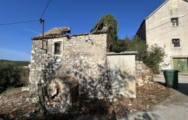 3غرفة خانه  510 متر مربع Sibenik, کرواسی. 280,000 €