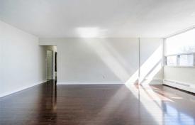 6غرفة آپارتمان  Etobicoke, کانادا. C$686,000
