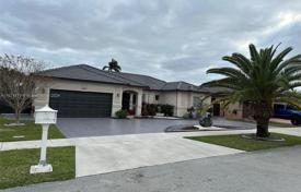 3غرفة خانه  245 متر مربع Hialeah, ایالات متحده آمریکا. $849,000