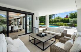 5غرفة ویلا  490 متر مربع ماربلا, اسپانیا. 6,950,000 €
