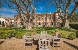 18غرفة ویلا  Arles, فرانسه. 4,900,000 €