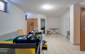6غرفة خانه  398 متر مربع Žminj, کرواسی. 850,000 €