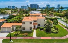 دو خانه بهم چسبیده – سواحل میامی, فلوریدا, ایالات متحده آمریکا. $1,595,000