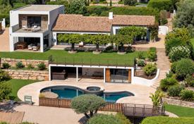8غرفة ویلا  La Croix-Valmer, فرانسه. 4,290,000 €