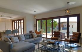 4غرفة دو خانه بهم چسبیده 250 متر مربع Aphrodite Hills, قبرس. 995,000 €
