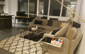5غرفة آپارتمان  Etobicoke, کانادا. C$896,000