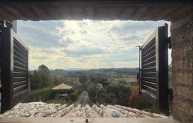 7غرفة آپارتمان  401 متر مربع Siena, ایتالیا. 590,000 €