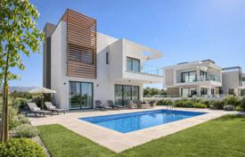3غرفة دو خانه بهم چسبیده 253 متر مربع Pyrgos, قبرس. 790,000 €