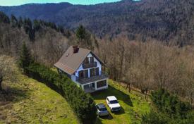 3غرفة خانه  184 متر مربع Primorje-Gorski Kotar County, کرواسی. 235,000 €