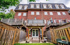 8غرفة  دو خانه بهم متصل Old Toronto, کانادا. C$1,420,000