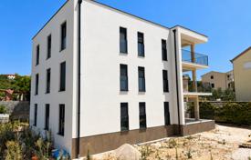 12غرفة خانه  420 متر مربع Sibenik-Knin, کرواسی. 1,110,000 €