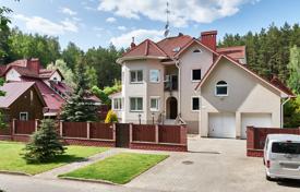 دو خانه بهم چسبیده – Minsk, بلاروس. $640,000