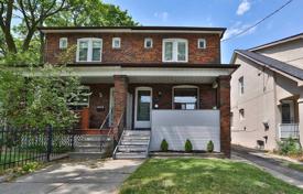  دو خانه بهم متصل – Shaw Street, Old Toronto, تورنتو,  انتاریو,   کانادا. C$1,780,000