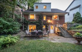 3غرفة خانه  Etobicoke, کانادا. C$2,343,000