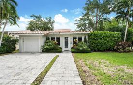 دو خانه بهم چسبیده – Coral Gables, فلوریدا, ایالات متحده آمریکا. $1,149,000