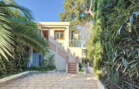 4غرفة ویلا  Cap d'Antibes, فرانسه. 1,390,000 €