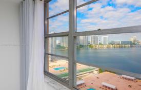 آپارتمان کاندو – North Miami Beach, فلوریدا, ایالات متحده آمریکا. $285,000