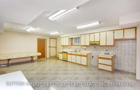 10غرفة خانه  York, کانادا. C$1,959,000
