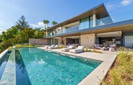 8غرفة ویلا  1696 متر مربع Benahavis, اسپانیا. 19,880,000 €