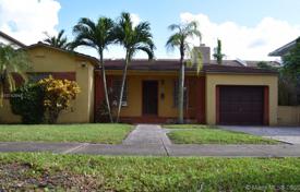 دو خانه بهم چسبیده – Coral Gables, فلوریدا, ایالات متحده آمریکا. $875,000