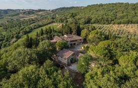 40غرفة کاخ  1845 متر مربع Siena, ایتالیا. 5,950,000 €