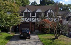 4غرفة خانه  Etobicoke, کانادا. C$2,504,000
