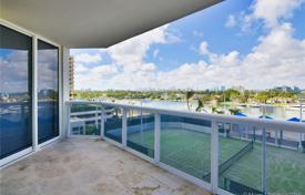 آپارتمان  – سواحل میامی, فلوریدا, ایالات متحده آمریکا. 716,000 €