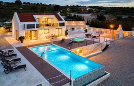 خانه  – Splitska, Split-Dalmatia County, کرواسی. 1,290,000 €