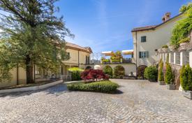 3غرفة آپارتمان  Turin, ایتالیا. 680,000 €