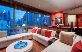 3غرفة شقق في الوحدات السكنية Khlong Toei, تایلند. $1,227,000