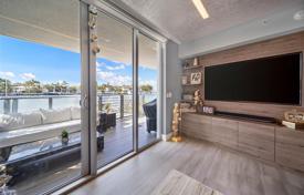 آپارتمان کاندو – سواحل میامی, فلوریدا, ایالات متحده آمریکا. $1,140,000
