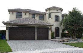 5غرفة خانه  414 متر مربع Miramar (USA), ایالات متحده آمریکا. $994,000