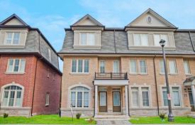  دو خانه بهم متصل – اسکاربرو، تورنتو, تورنتو, انتاریو,  کانادا. C$954,000