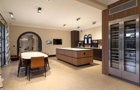 7غرفة ویلا  موگینز(فرانسه), فرانسه. 6,450,000 €