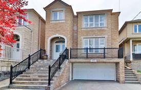خانه  – Scarlett Road, تورنتو, انتاریو,  کانادا. C$1,478,000