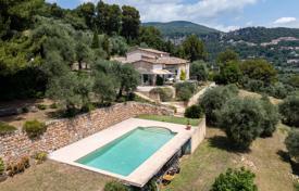 6غرفة ویلا  گراس, فرانسه. 1,590,000 €