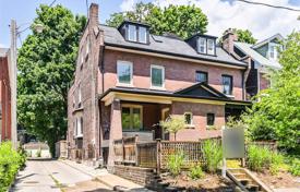  دو خانه بهم متصل – Old Toronto, تورنتو, انتاریو,  کانادا. C$1,937,000
