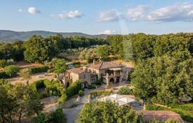 9غرفة ویلا  1000 متر مربع Rapolano Terme, ایتالیا. 2,500,000 €