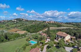 36غرفة کاخ  1174 متر مربع San Gimignano, ایتالیا. 2,250,000 €