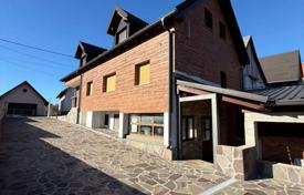 10غرفة خانه  300 متر مربع Primorje-Gorski Kotar County, کرواسی. 399,000 €