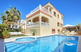 ویلا  – ایبیزا, جزایر بالئاری, اسپانیا. 7,800 € هفته ای