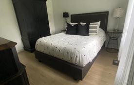 8غرفة خانه  Etobicoke, کانادا. C$1,895,000