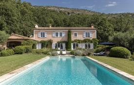 9غرفة ویلا  Saint-Vallier-de-Thiey, فرانسه. 2,200,000 €