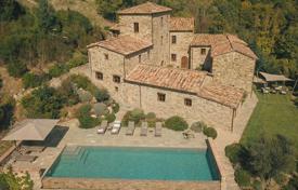 22غرفة کاخ  950 متر مربع Perugia, ایتالیا. 620,000 €